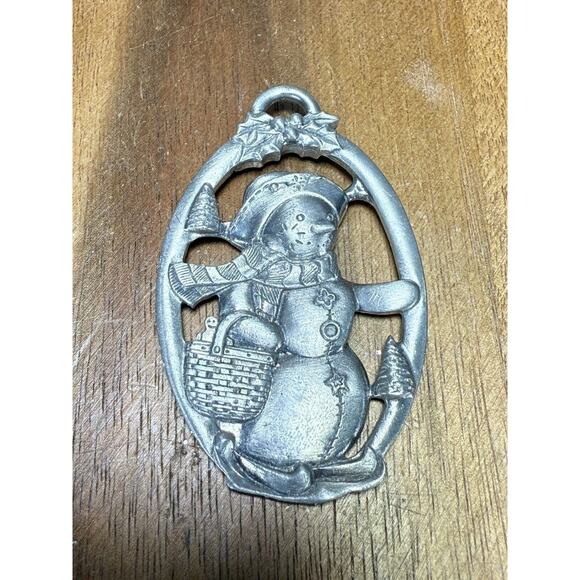 Longaberger Snow Friends Tie On Ornament Pewter 1999 Snowman - Picture 1 of 2